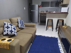 Apartamento dois quartos frente a orla